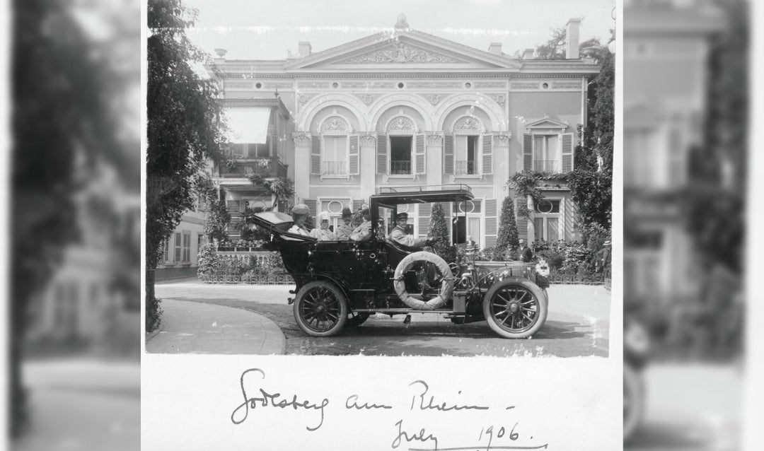 George (third from left) and Edith Vanderbilt (far left), friends, and chauffeur in Godesberg am Rhein, Germany, 1906.