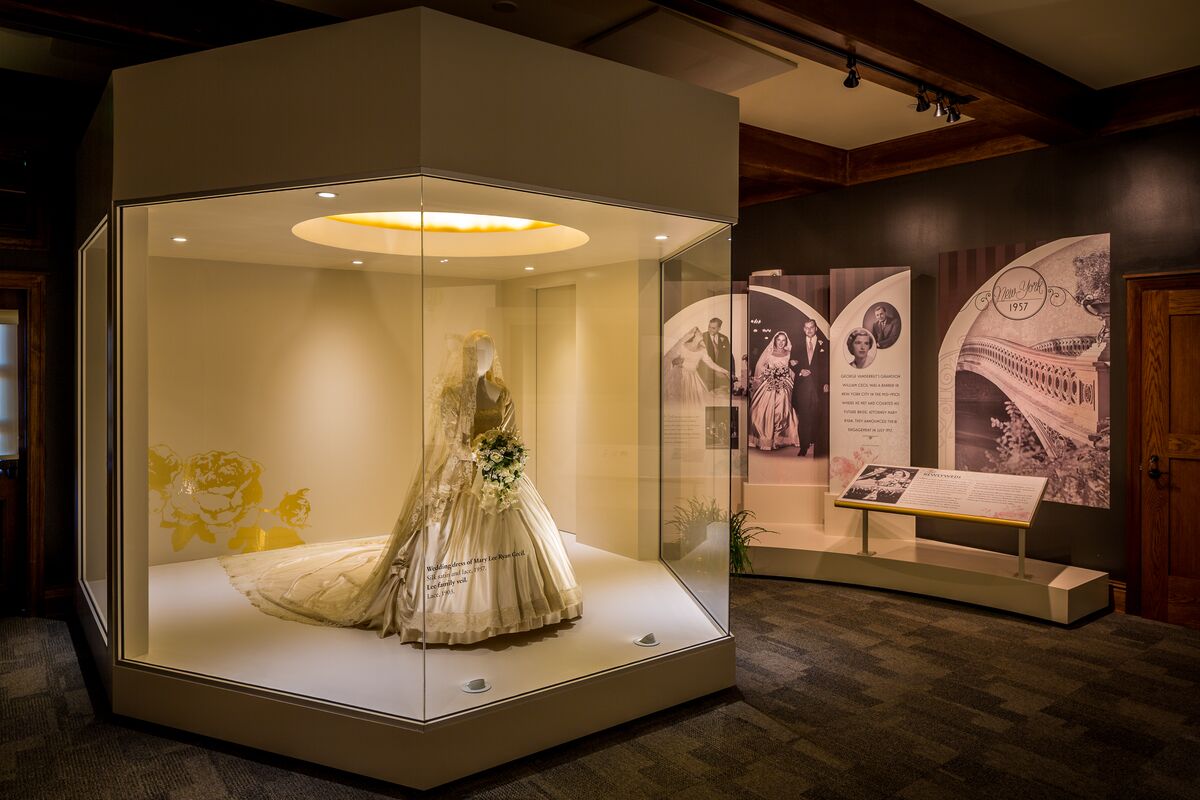 Wedding gown and veil of Mary Lee Ryan Cecil.