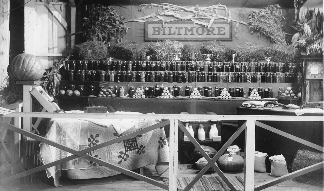 Archival photo of Biltmore's fall fair winners at the 1921 NC State fair