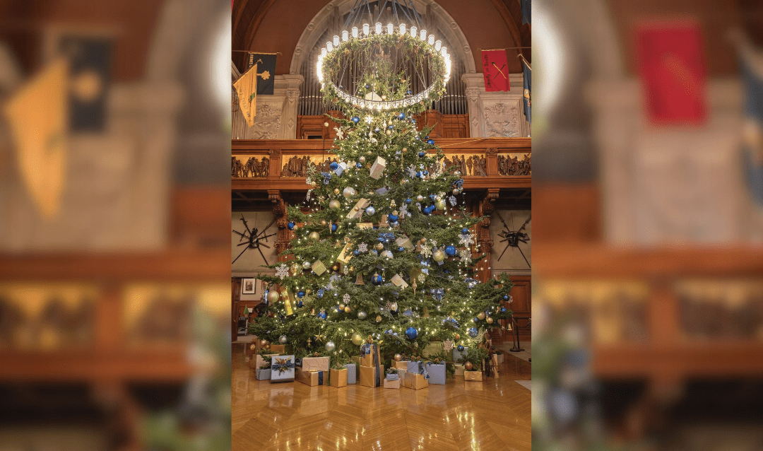 2018 Banquet Hall Christmas Tree