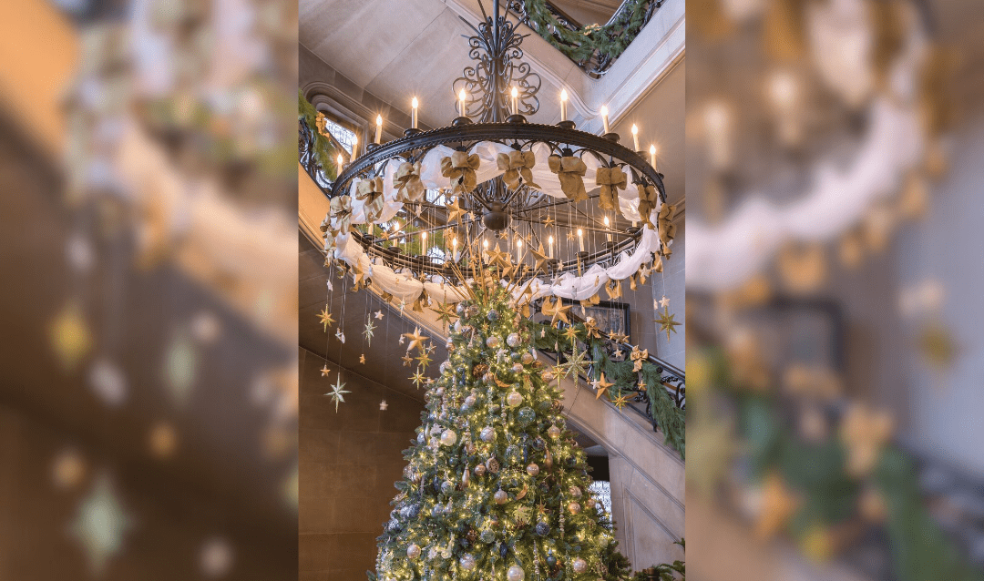 2018 Grand Staircase Christmas Tree