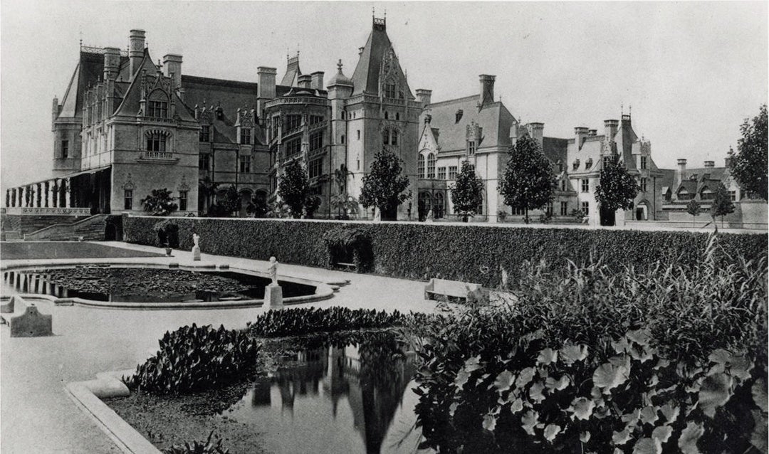 Moving into America’s Largest Home&reg;