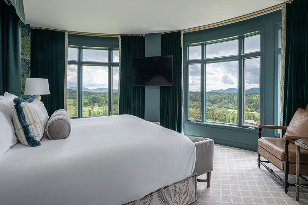 Chateau Tier Suites