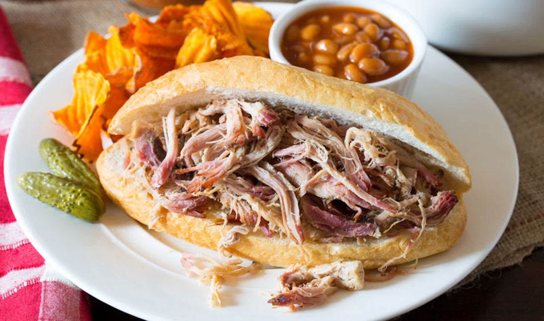 Pulled pork barbecue plate