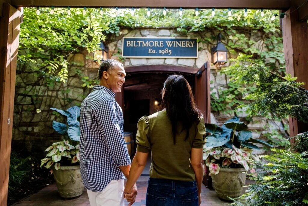 A couple enjoys a date at Biltmore Winery.