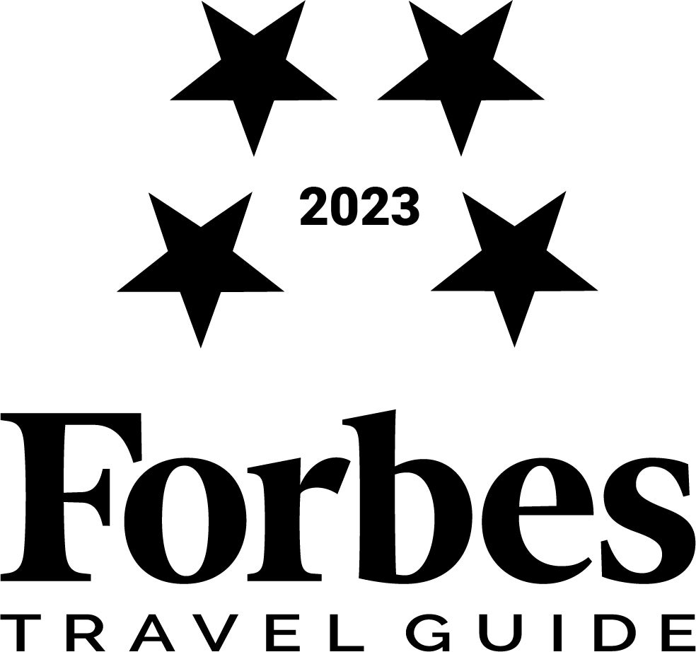 Forbes Travel Guide 2022 Logo