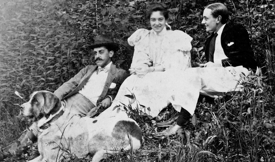 Archival Biltmore photo of George Vanderbilt, his niece, and her husband with a St. Bernard dog