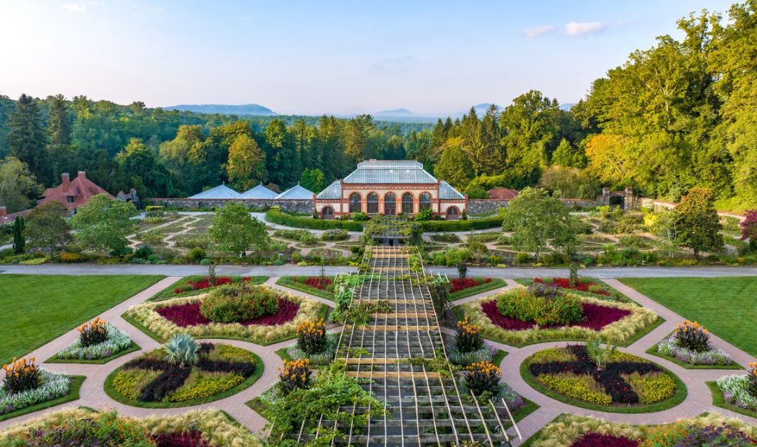 Captured August 2023 with Jared Kay Summer plantings in Walled Garden