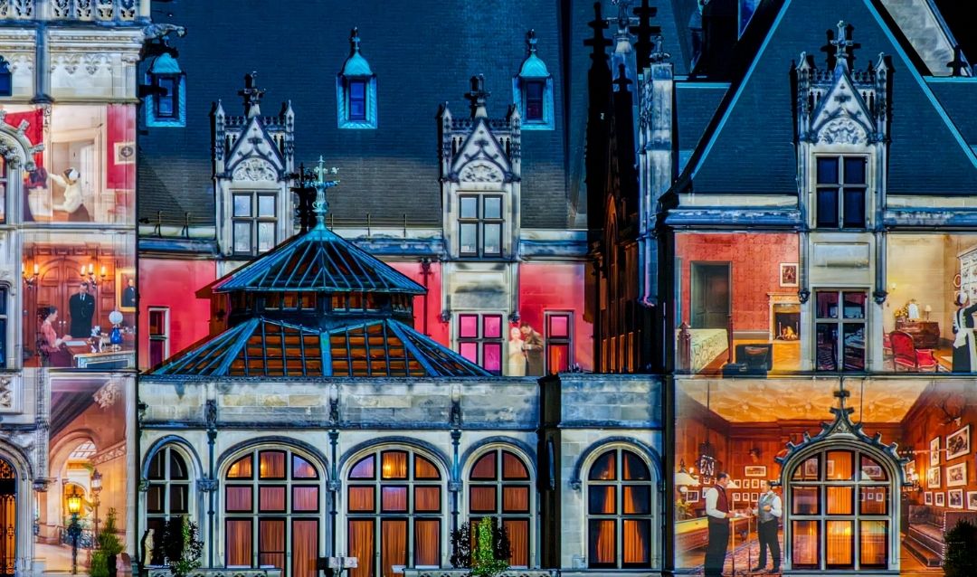 Luminere vignettes on the facade of Biltmore House.